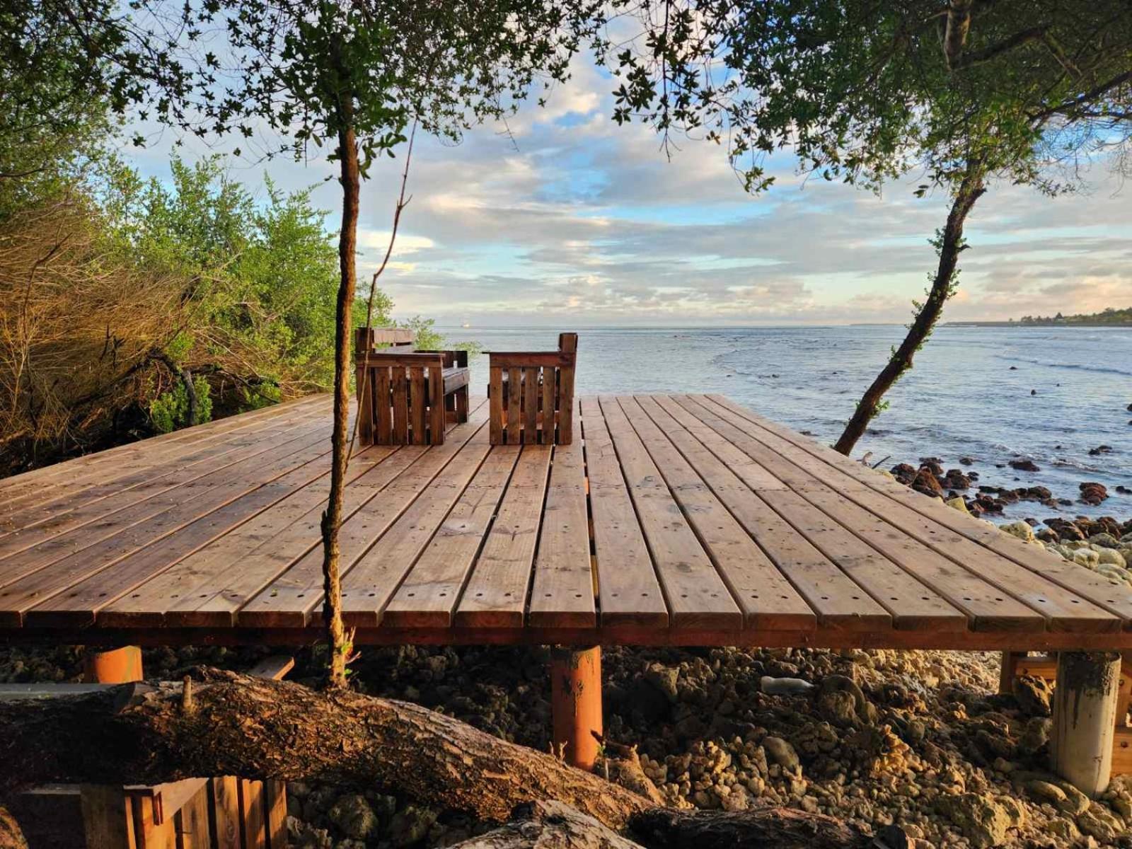 เซิร์ฟ เดค Hotel Thulusdhoo ภายนอก รูปภาพ
