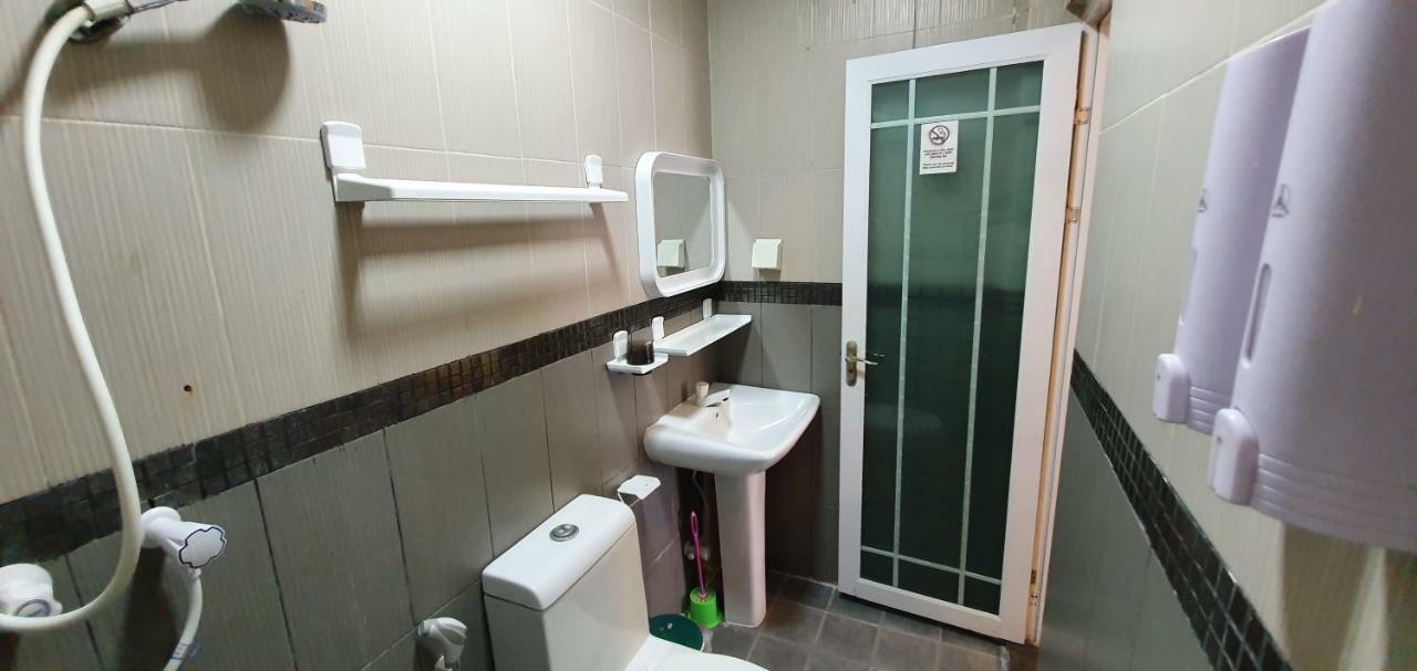 เซิร์ฟ เดค Hotel Thulusdhoo ภายนอก รูปภาพ
